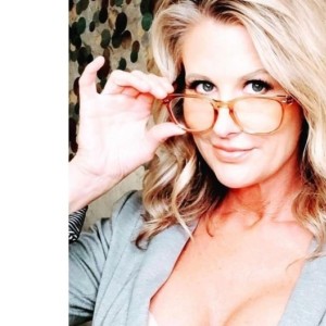 Alice hot blonde - 43 years old Escort in London