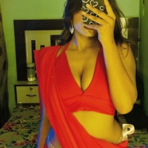 India Escort in Bracknell