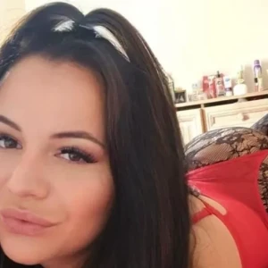 Georgia Escort in Skegness