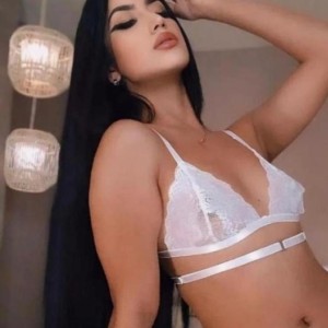 Cleo Escort in Leighton Buzzard