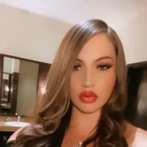 Sabrina Escort in Goodyear