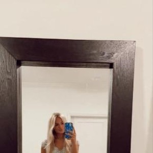 Mimi Escort in Lansing