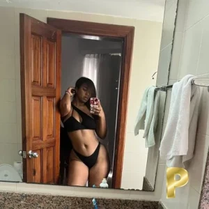 Laura Escort in Akron