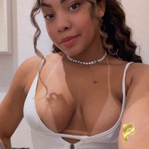 Nicole Escort in Banstead