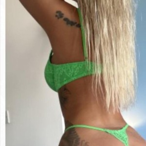 BLONDE Escort in Burton upon Trent