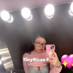 TinyRican Escort in Huntington Beach