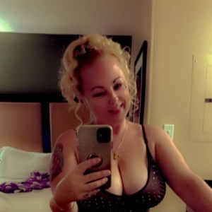 Nicole Escort in Eugene