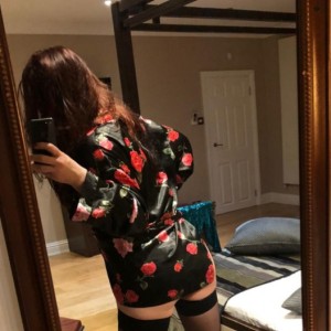 Nina Escort in Esher