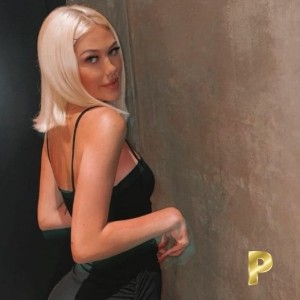 NAUGHTY Escort in Canary Wharf