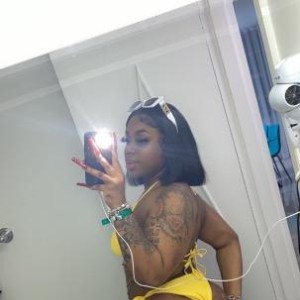 Mya Escort in Clovis