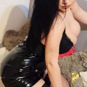 aleksia Escort in Grimsby