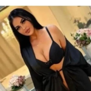 Molly Escort in Barnet