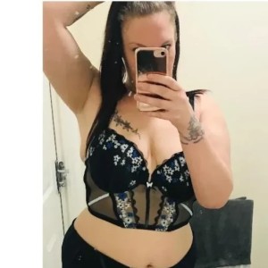 Jade Escort in Bletchley