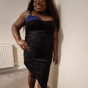 Sexy Busty Black Lady Escort in Bristol
