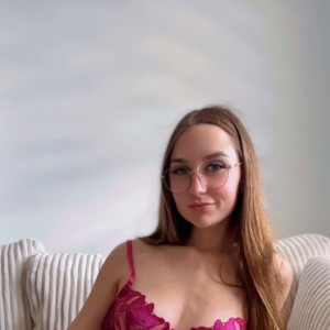 Sue Escort in Saint-Jean-sur-Richelieu