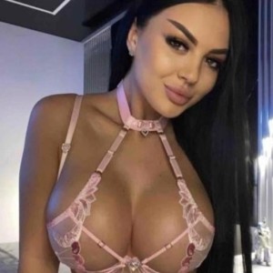 LARA Escort in Barrow-in-Furness