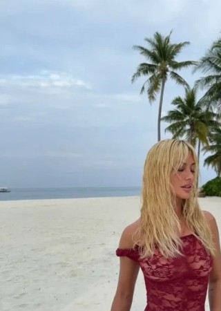 Tiffany-24-3561437-photo-3