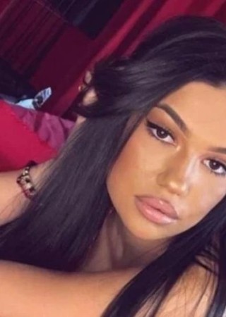 Mavis-23-3560640-photo-1