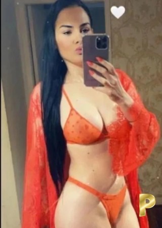 Newtownabbey | Profile Samira-28-3560638-photo-1