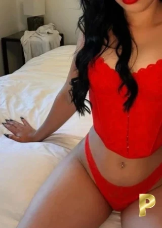 Elizabeth-22-3548528-photo-0