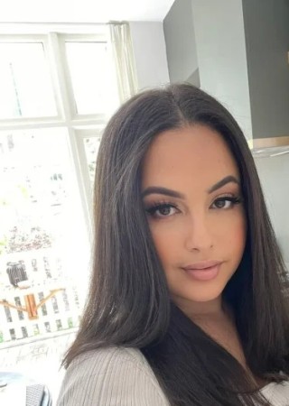 Kimberly-40-3561313-photo-1