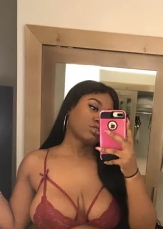 MiaRose-24-3559943-photo-0