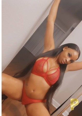 Brentwood | Profile Mariah-24-3561765-photo-1