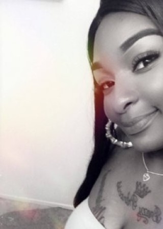 Janise-24-3561071-photo-1