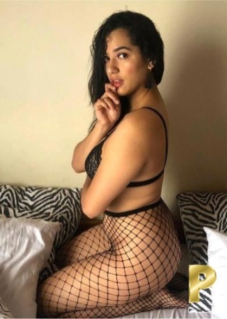 Theresa-25-3549479-photo-1