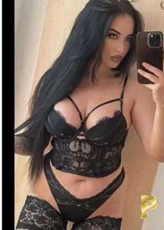 Bournemouth | Profile Amy-25-3559373-photo-1