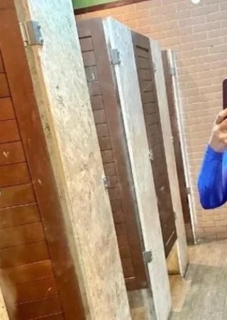 Eliza-24-3561488-photo-1