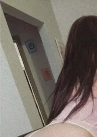 Busty Babe-24-3561576-photo-2