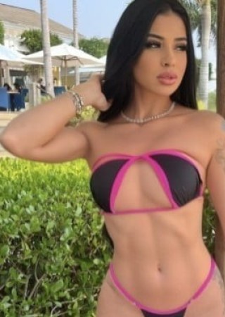 Lara-21-3562126-photo-1