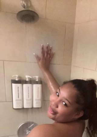 Henny-25-3561813-photo-0