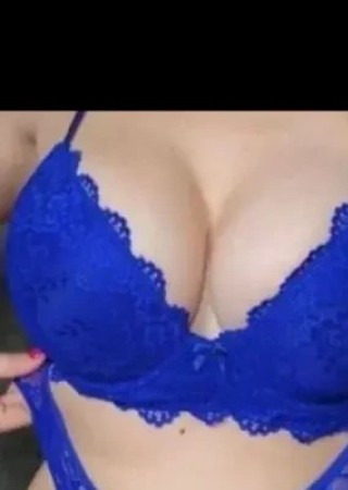 Brierley Hill | Profile Allyson-26-3559677-photo-1