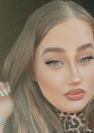 Katt Monroe-26-3559946-photo-2