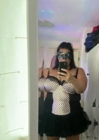 Laceylay-50-3561832-photo-0