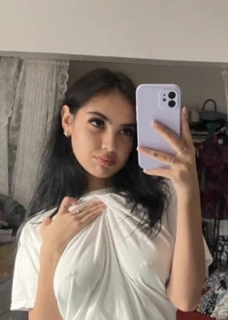 Susan-21-3560828-photo-0