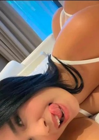 Pamela-25-3560770-photo-0