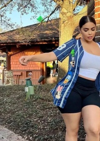 Annemari-24-3561268-photo-0