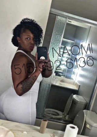 Des Moines | Profile Naomi Love-24-3551522-photo-1