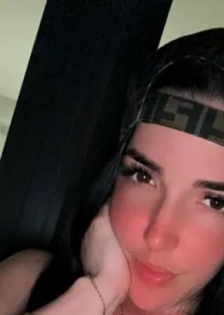 Claudia-24-3549945-photo-3