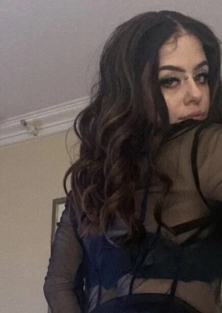 ANGELINA-21-3560788-photo-0