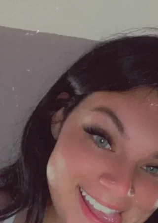 Joy-21-3562083-photo-4