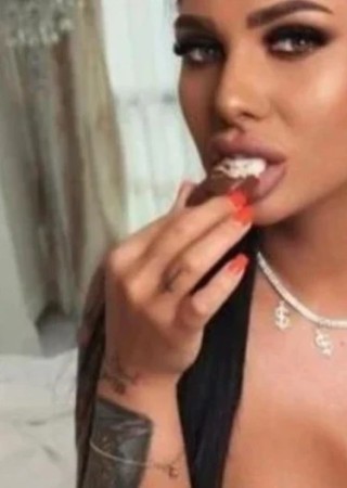 AMYRA-24-3560558-photo-1