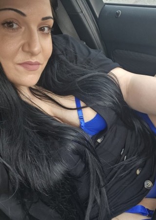 Fylde | Profile Miss brat-37-3547120-photo-1