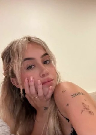 Birkenhead | Profile Amelia-26-3561893-photo-1