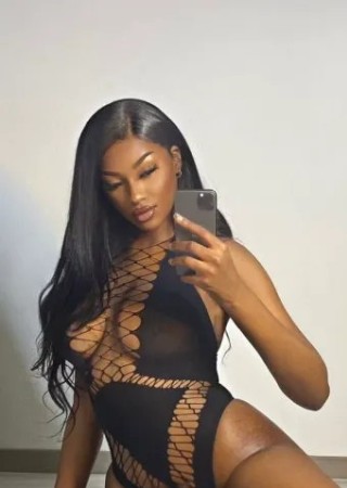 Brandi-27-3554624-photo-1