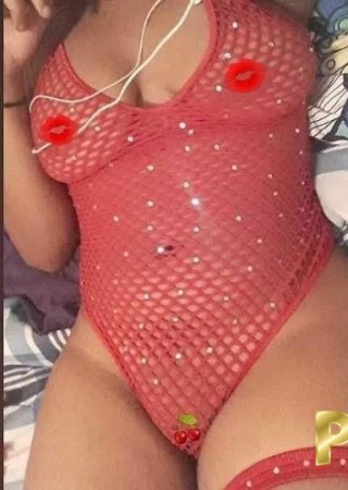 Yella-24-3553601-photo-5