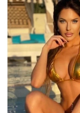 LAURA-24-3552137-photo-2